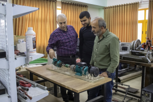 مشغل الأنظمة الصحية والتدفئة المركزية