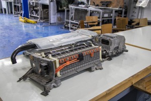 "مختبر الاوتوترونيكس (المشغل الهندي)"